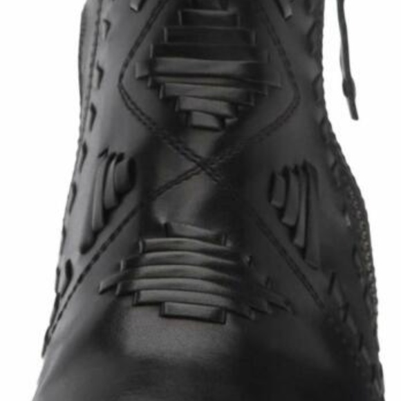 Baretraps Ivalyn Block Heel Open Toe Bootie - Picture 2 of 12